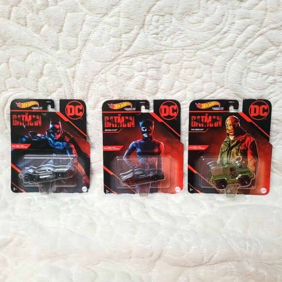 Mattel Hot Wheels The Batman Movie 3 Piece Set Batman Catwoman Riddler 2022 New - Picture 1 of 8
